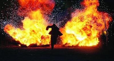 梦见爆炸是怎么回事